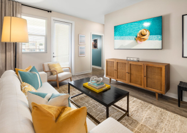 1559 North Santa Fe Avenue