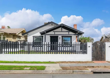 904 North Roosevelt Avenue