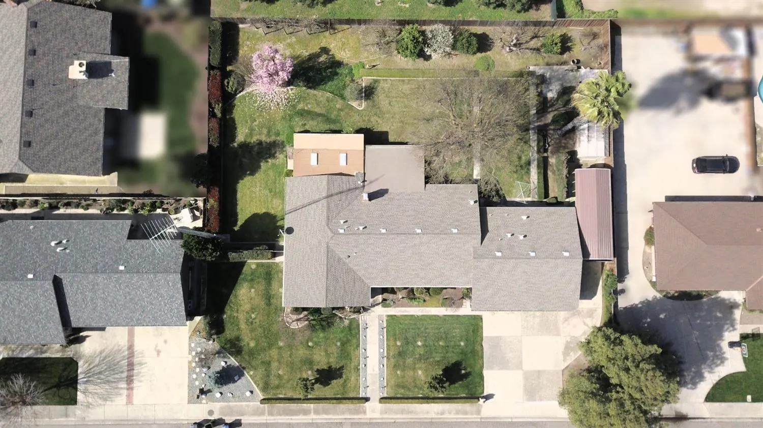 2207 Carmichael Way
