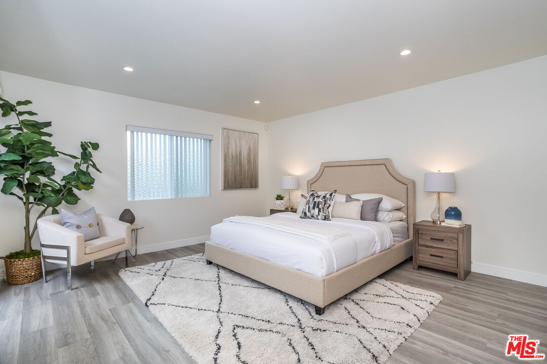 22615 Mariano Street