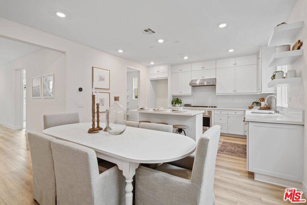 27529 Evergreen Place