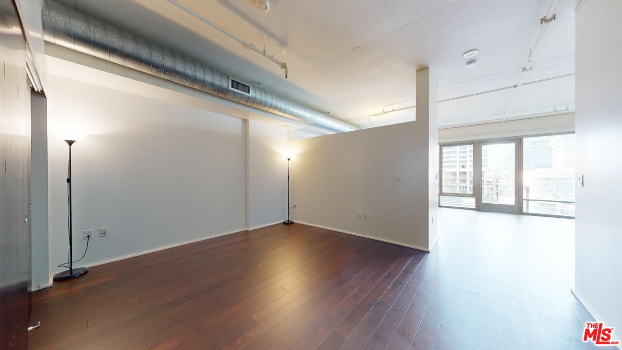 1100 South Hope Street