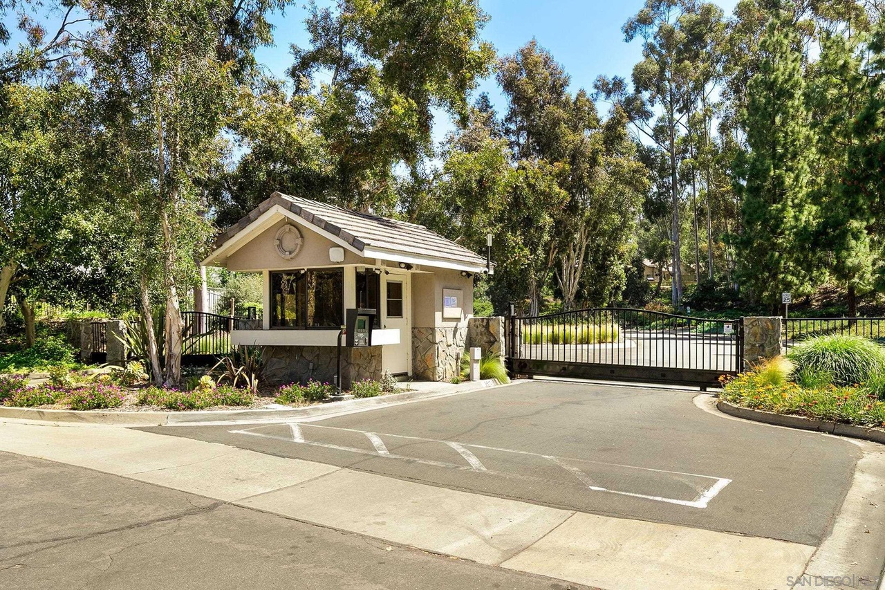 311 San Elijo Street