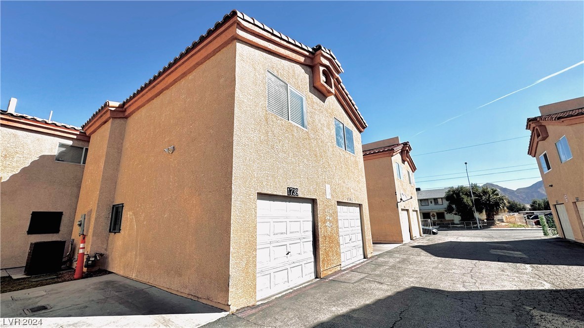 1006 Dancing Vines Avenue