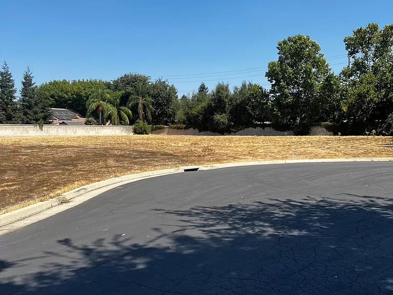 1702 South Manzanita Street