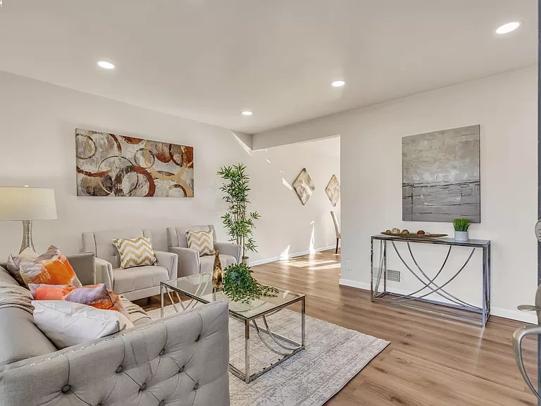 34547 Nantucket Common