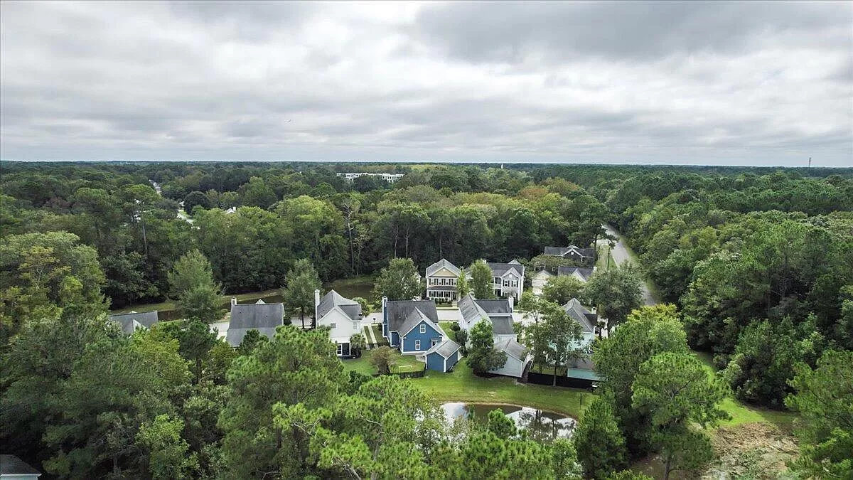 401 West Fullerton Parkway