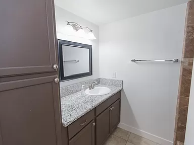 143 North Calaveras Street