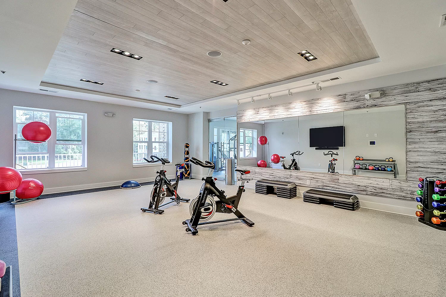 640 North Sweetzer Avenue