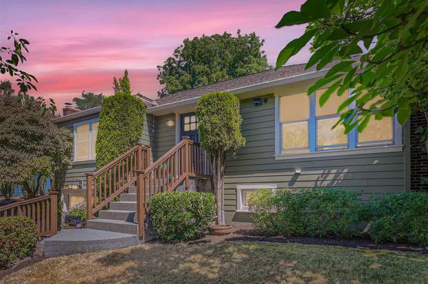 6215 Vassar Avenue Northeast