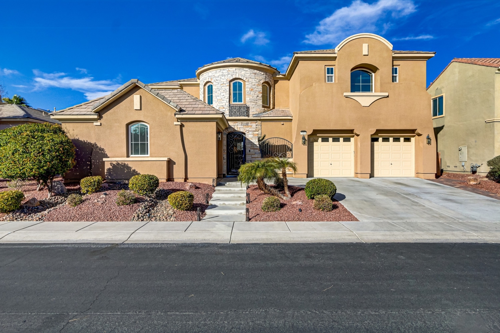 7204 Crandon Park Avenue