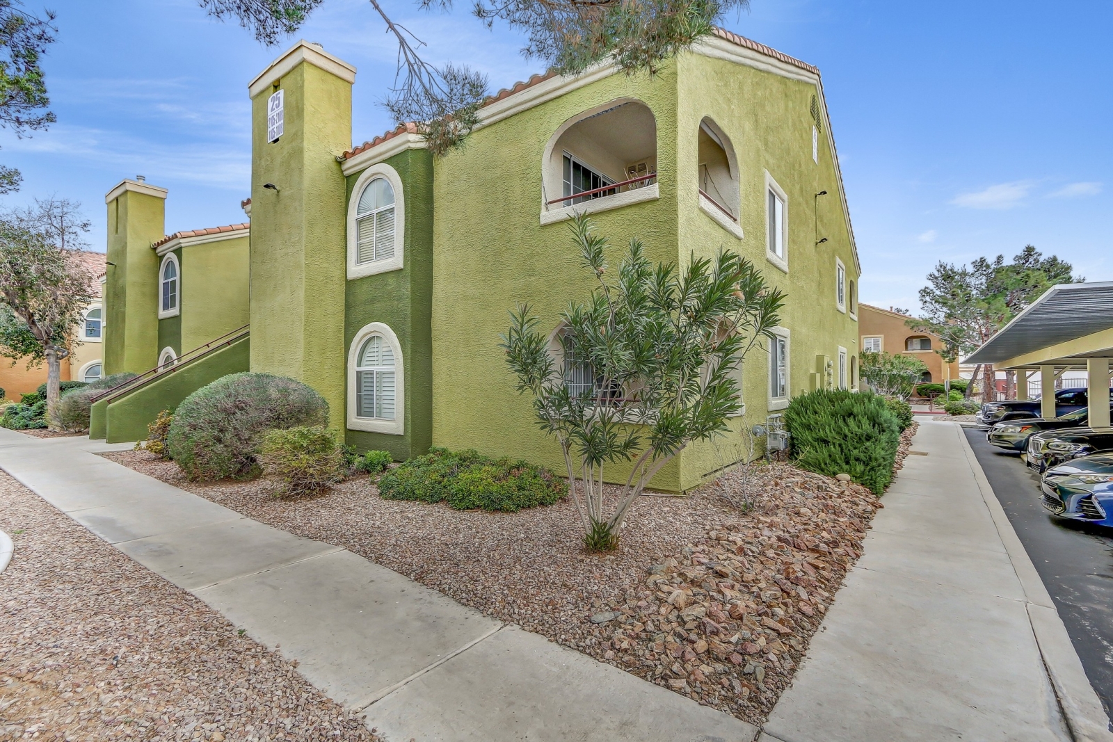 7950 West Flamingo Road